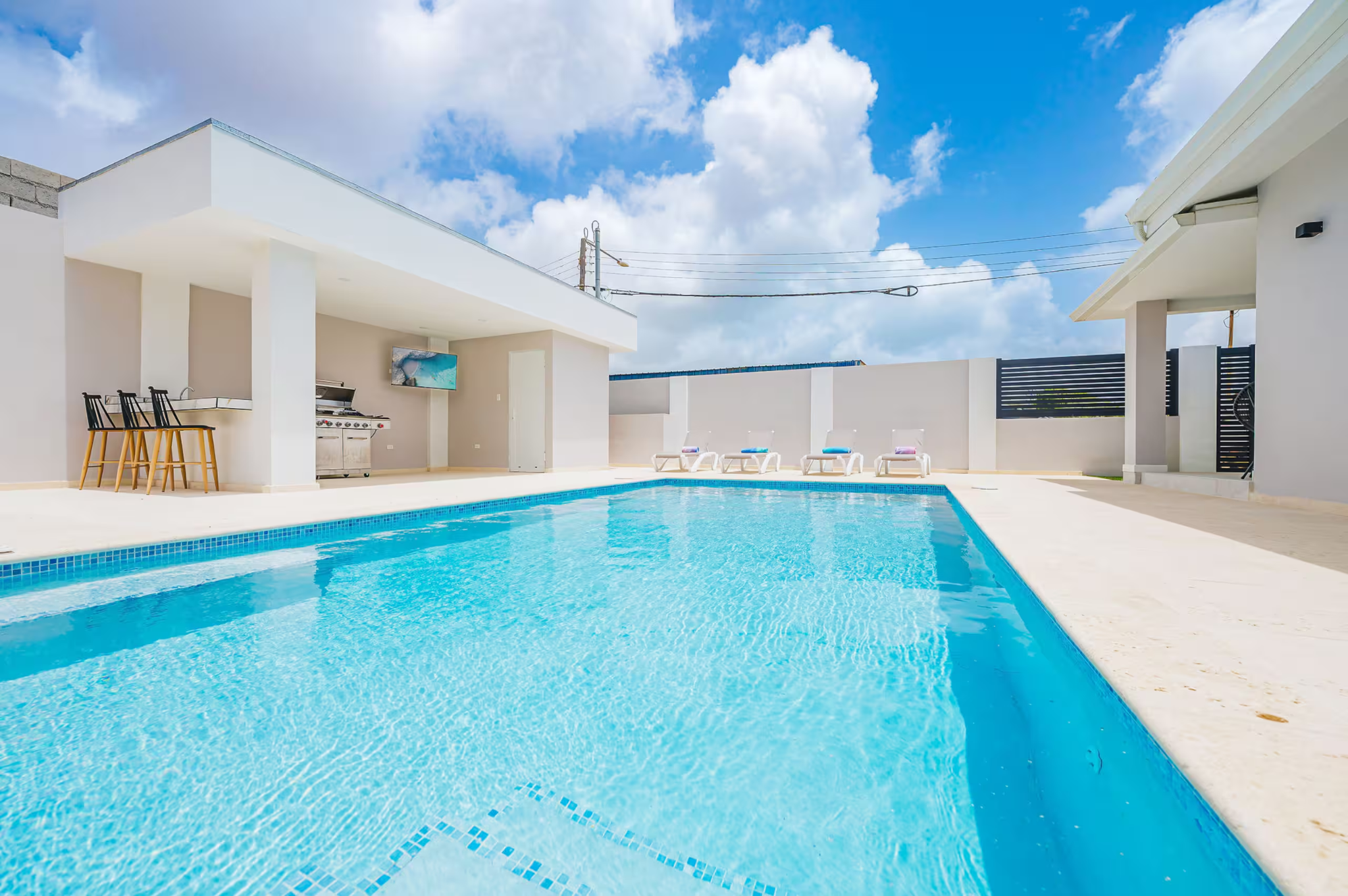 Villa Bell'Aria pool area